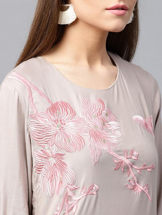 embroidered flared ethnic dress - 15440571 - Standard Image - 3