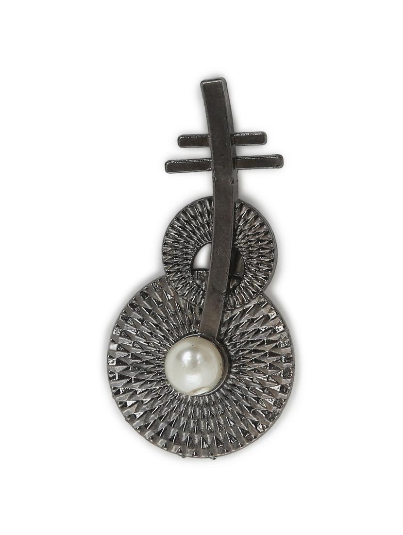 black metal brooch - 15465974 -  Zoom Image - 0