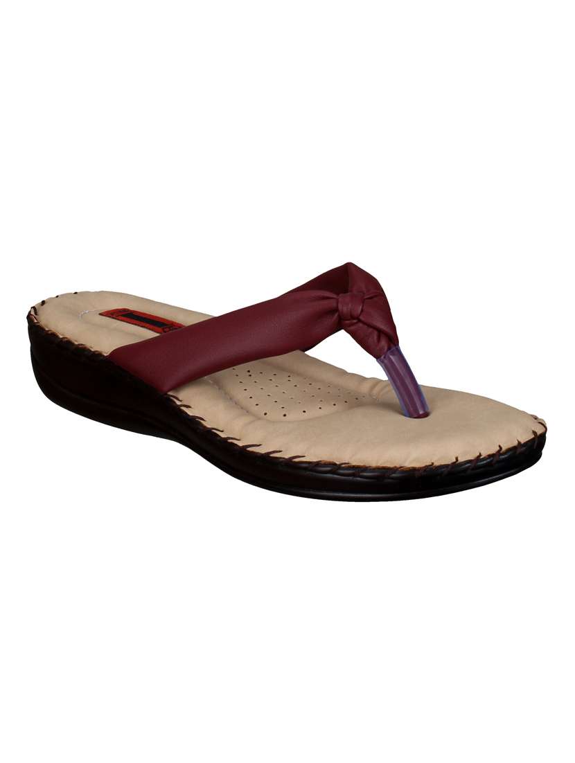 maroon toe separator sandals - 15481185 - Zoom Image - 0
