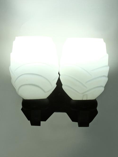 stylish twins hand decorative colorful glass wall lamp light with royal wooden fitting (set of two) dn-2wa128 - 15489847 - Standard Image - 0