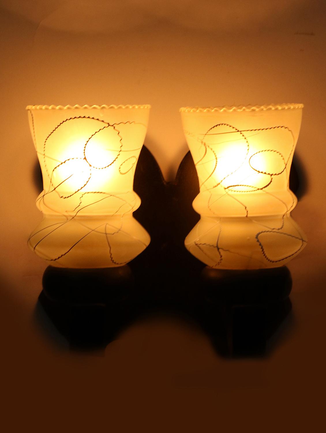 stylish twins hand decorative colorful glass wall lamp light with royal wooden fitting (set of two) dn-2wa156 - 15489874 - Zoom Image - 0
