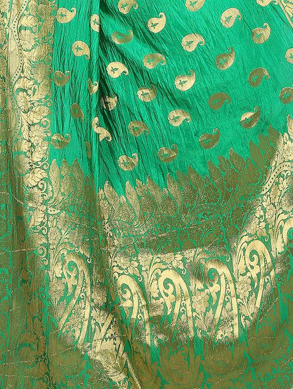 green cotton silk banarasi saree with blouse - 15504150 - Standard Image - 3