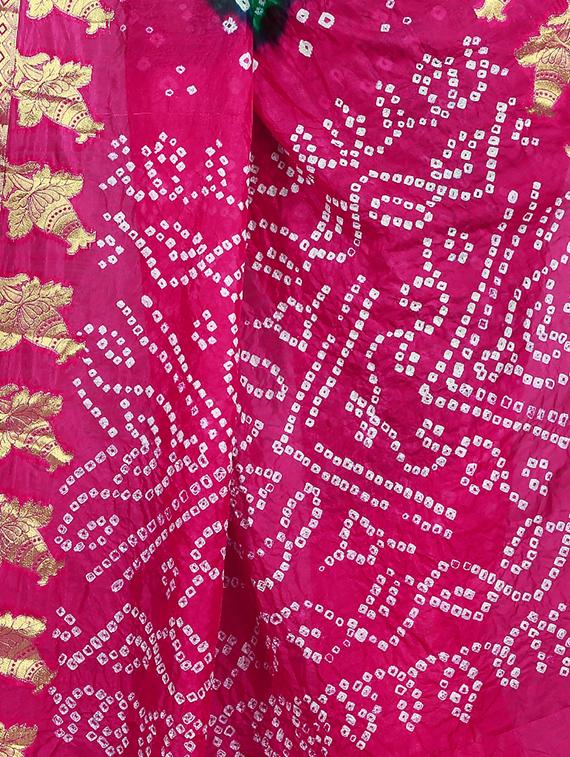 zari bordered bandhani saree with blouse - 15534412 - Standard Image - 3