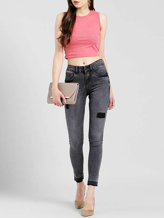 frayed hem patched jeans - 15560229 -  Standard Image - 3