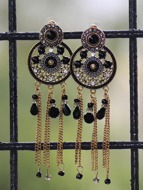 drop earrings - 15579907 -  Standard Image - 0