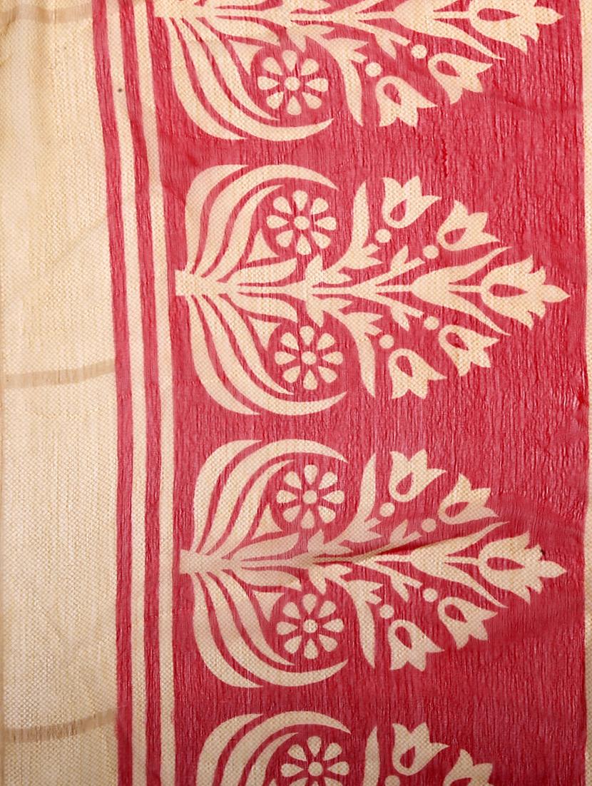 contrast bordered printed saree with blouse - 15589534 - Standard Image - 3