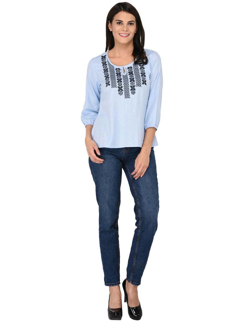 keyhole neck embroidered top - 15623575 - Standard Image - 3