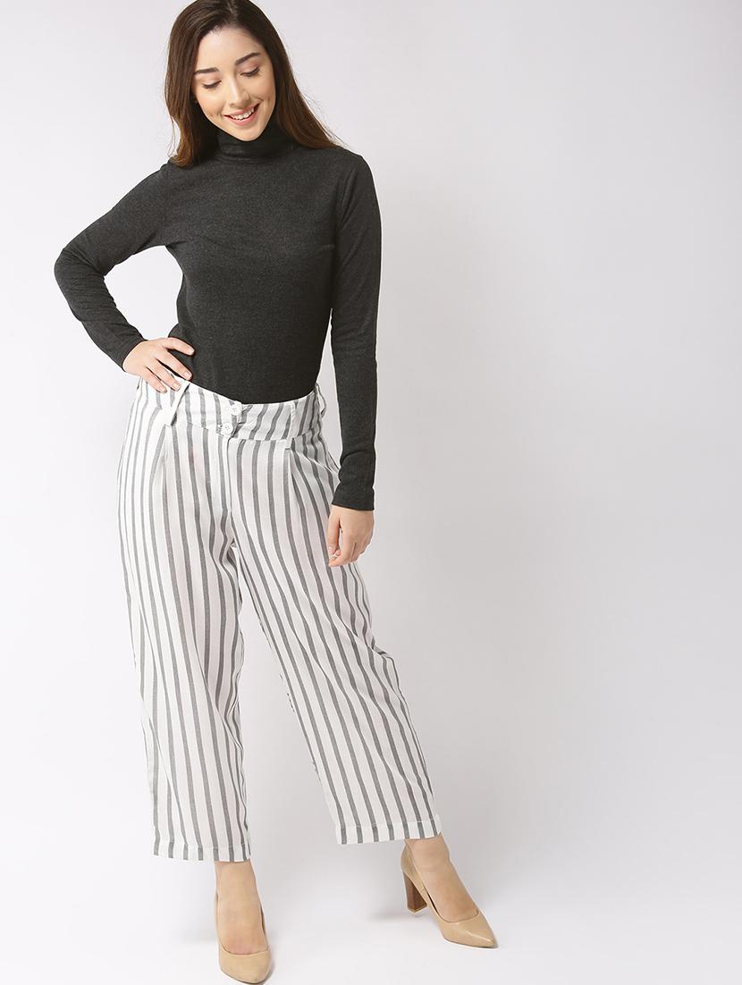 turtle neck long sleeved top - 15700112 - Standard Image - 3