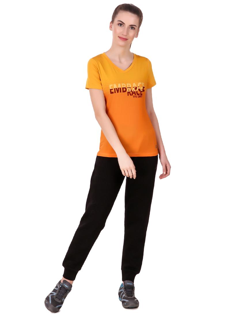 graphic print v-neck tee - 15735495 - Standard Image - 3