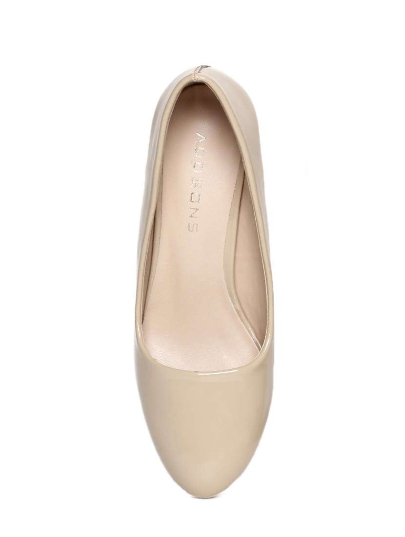 beige slip on pumps - 15748313 -  Standard Image - 3