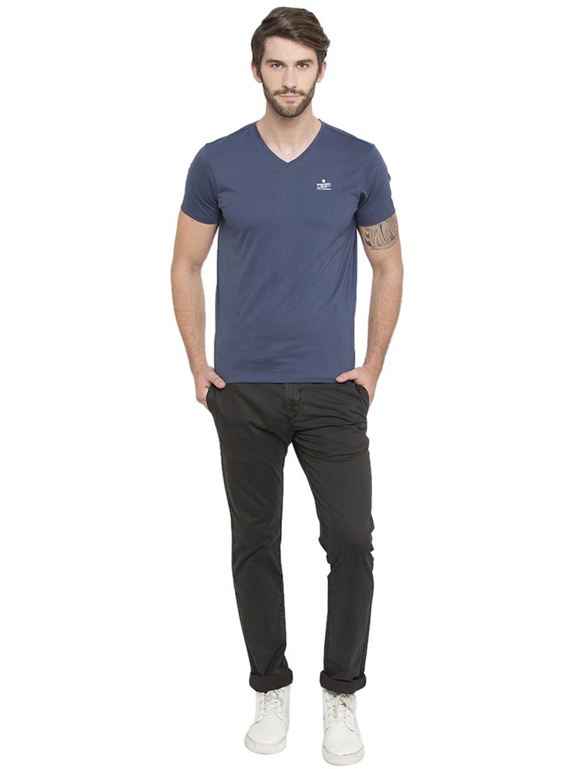 solid blue v-neck t-shirt - 15772903 - Standard Image - 3