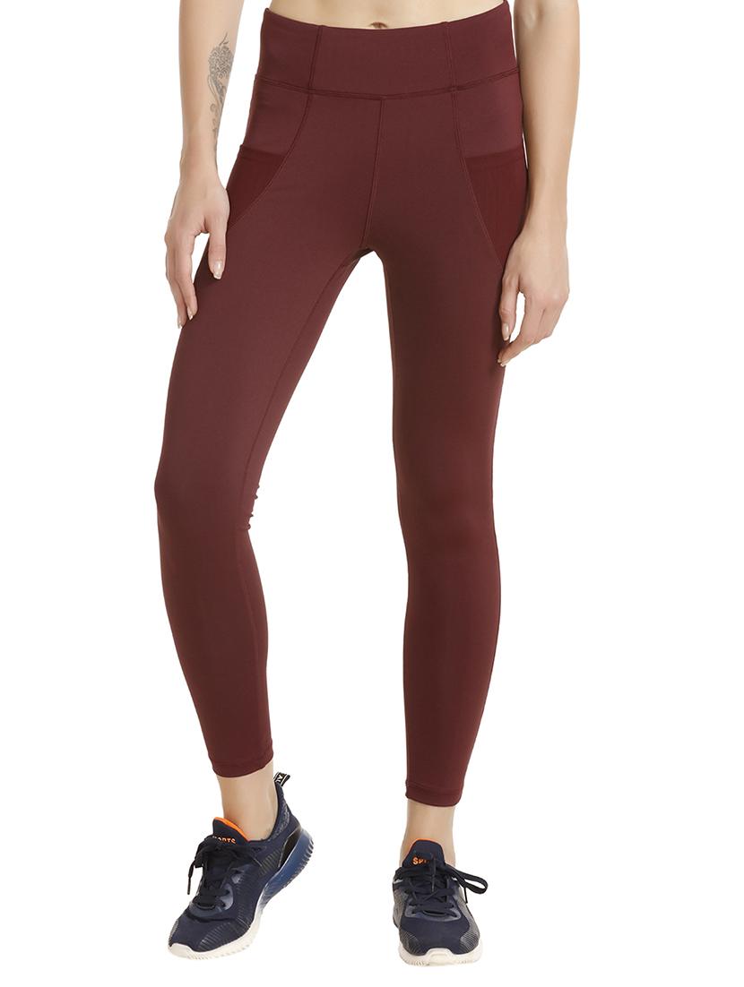 side pocket detail leggings - 15779341 - Zoom Image - 0