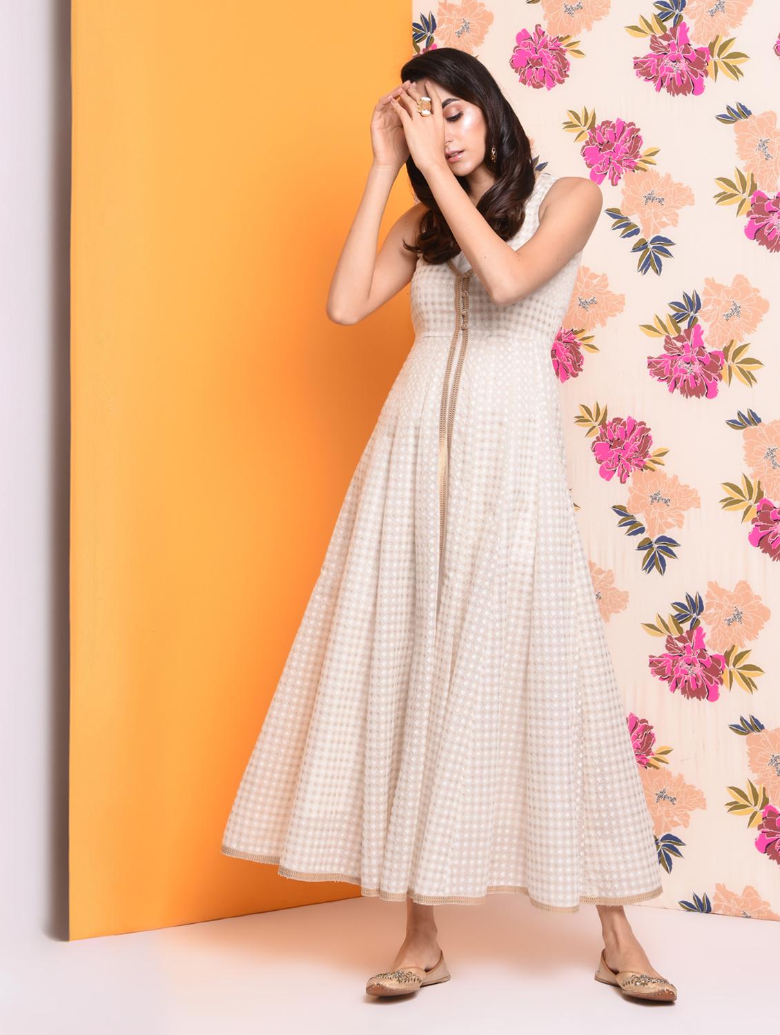 layered chanderi kurta - 15783120 - Zoom Image - 0