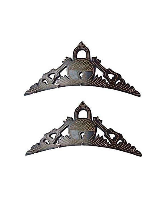 beautiful wooden wall hanging key holder . a perfect key holder set of 2