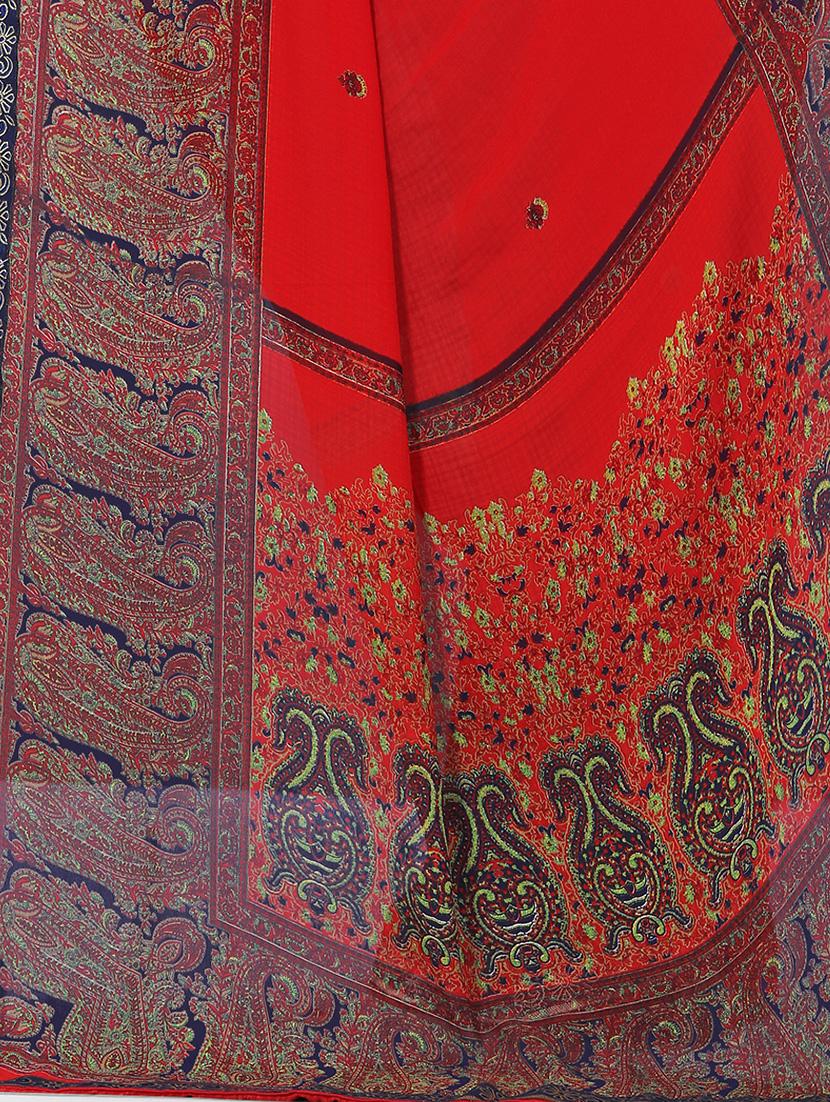 women's paisley red colored saree with blouse - 15819312 - Standard Image - 3