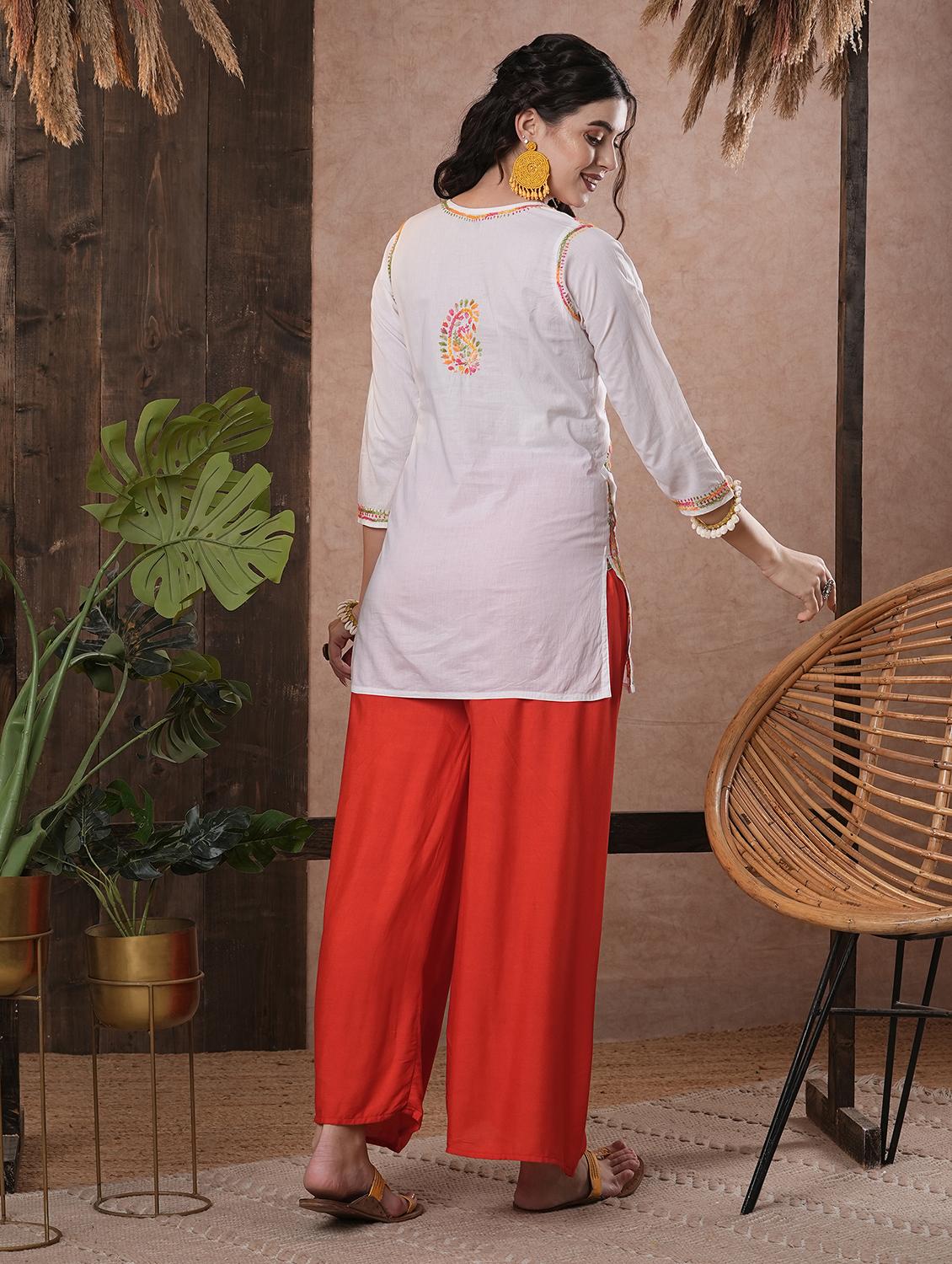 hand-embroidered white chikankari kurti - 15861577 - Standard Image - 3