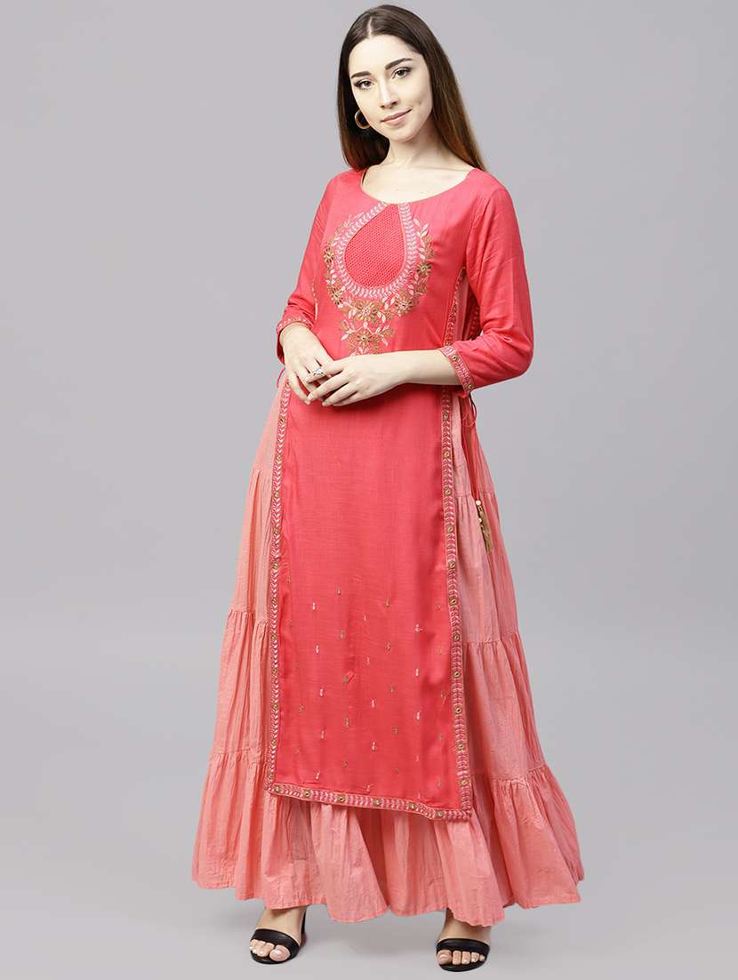 layered embroidered kurta - 15901522 - Zoom Image - 0