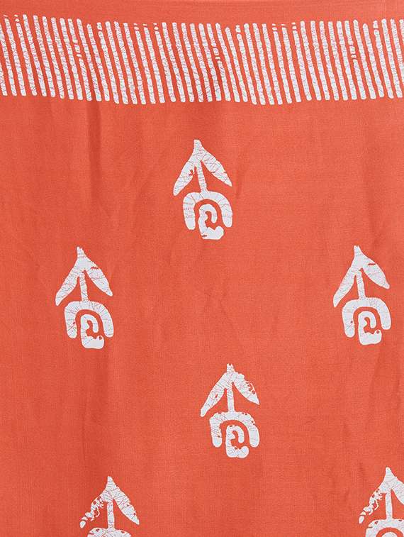 floral batik printed red saree with blouse - 15926211 - Standard Image - 3