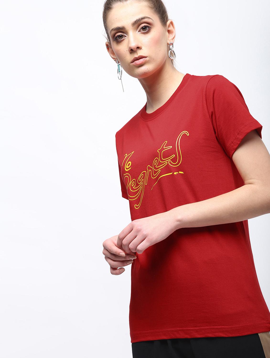 women's chest print crew neck t-shirt