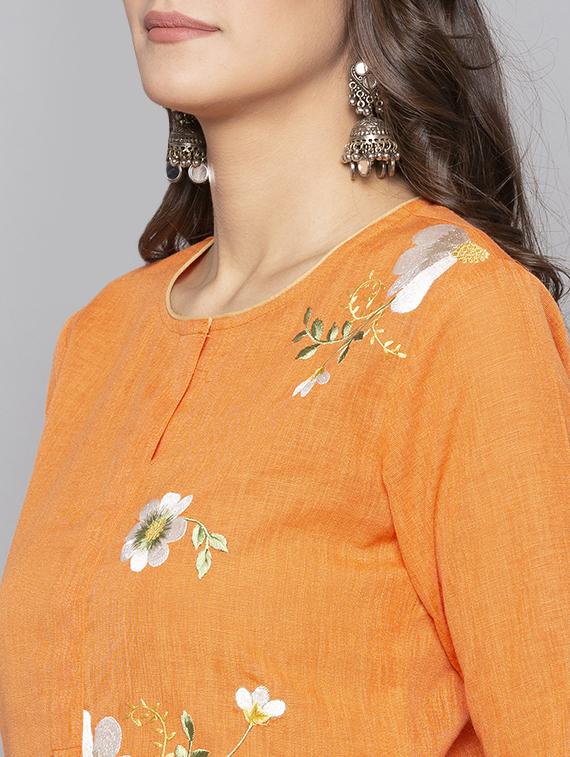 a-line embroidered kurta - 15983337 - Standard Image - 3