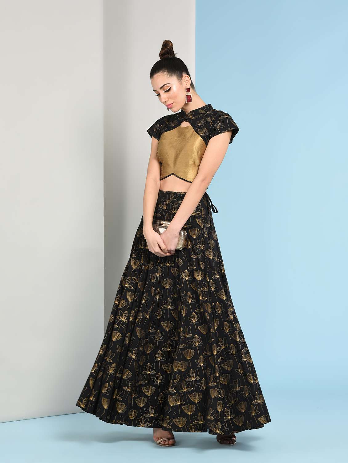 block print contrast top with flared skirt
