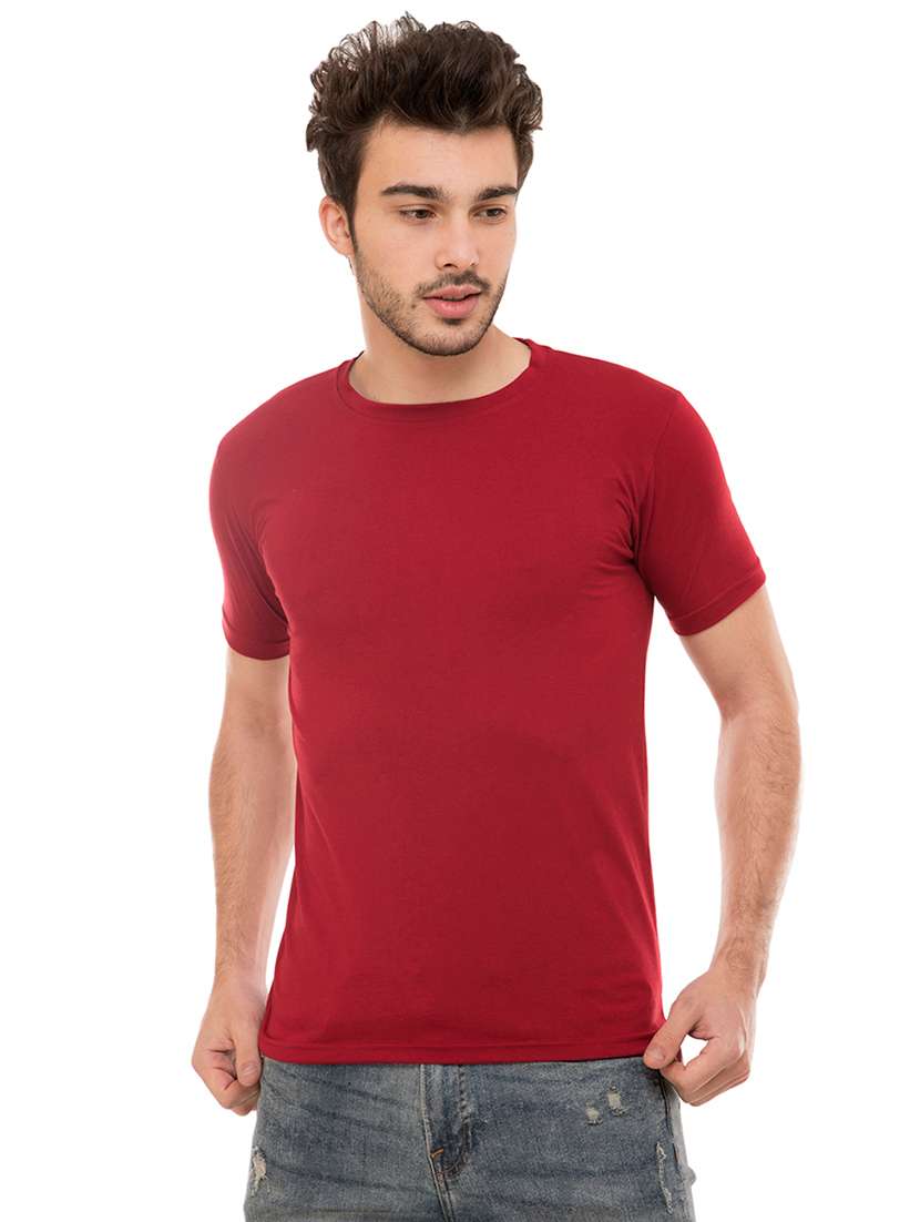 maroon solid tshirt