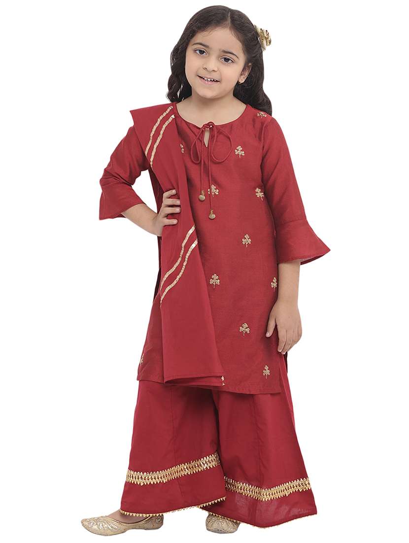 red cotton suit set - 16128717 - Standard Image - 3