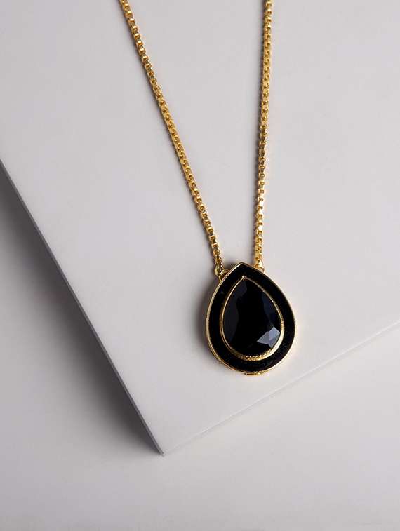 black metal short necklace