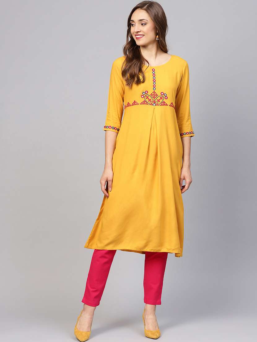 yellow embroidered kurta pant set - 16165651 - Zoom Image - 0