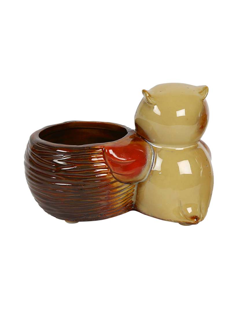 brown owl design ceramic pot - 16179455 -  Standard Image - 3