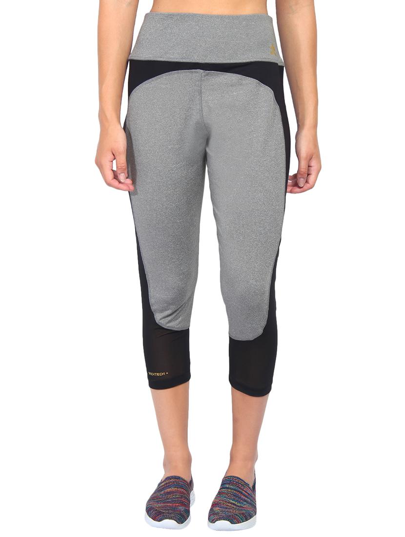 color block high rise sports capri  - 16227013 -  Zoom Image - 0