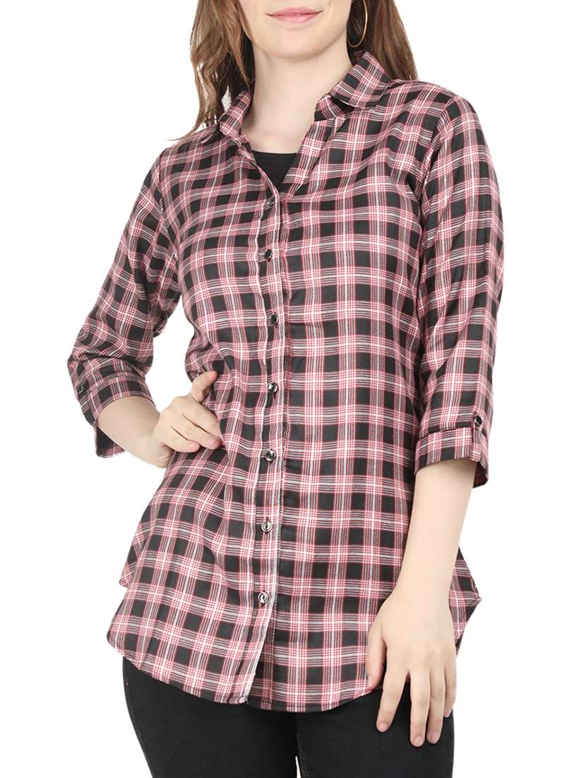 round hem checkered shirt