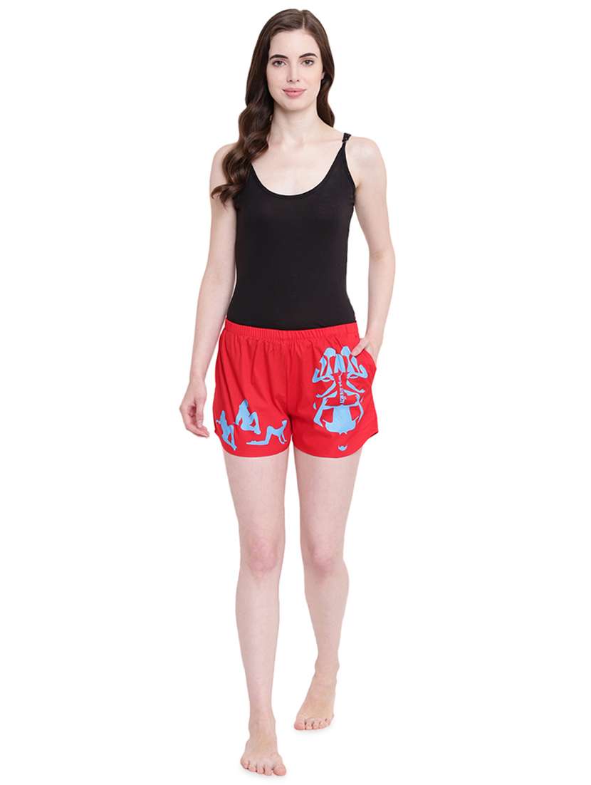 pocket patch graphic print shorts - 16302379 - Standard Image - 3