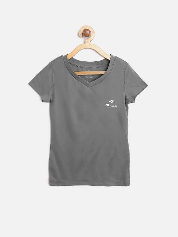 short sleeved v-neck tees
