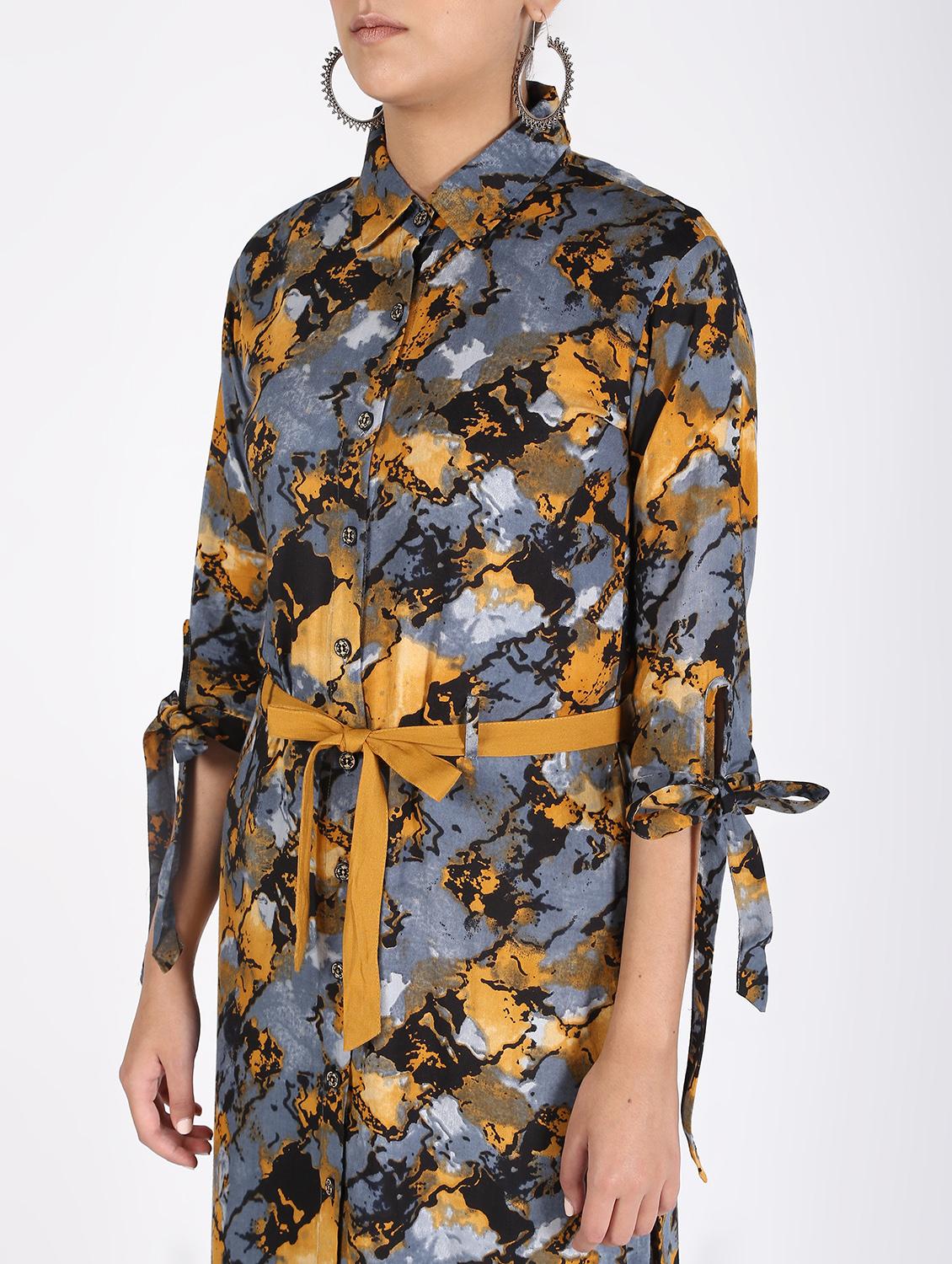 abstract printed long shrug - 16343103 - Standard Image - 3