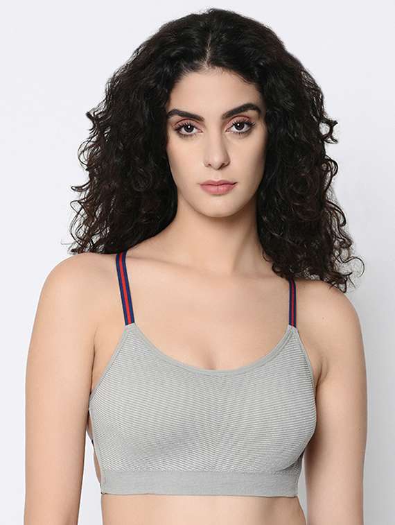 styled back sports bra - 16347007 - Zoom Image - 0