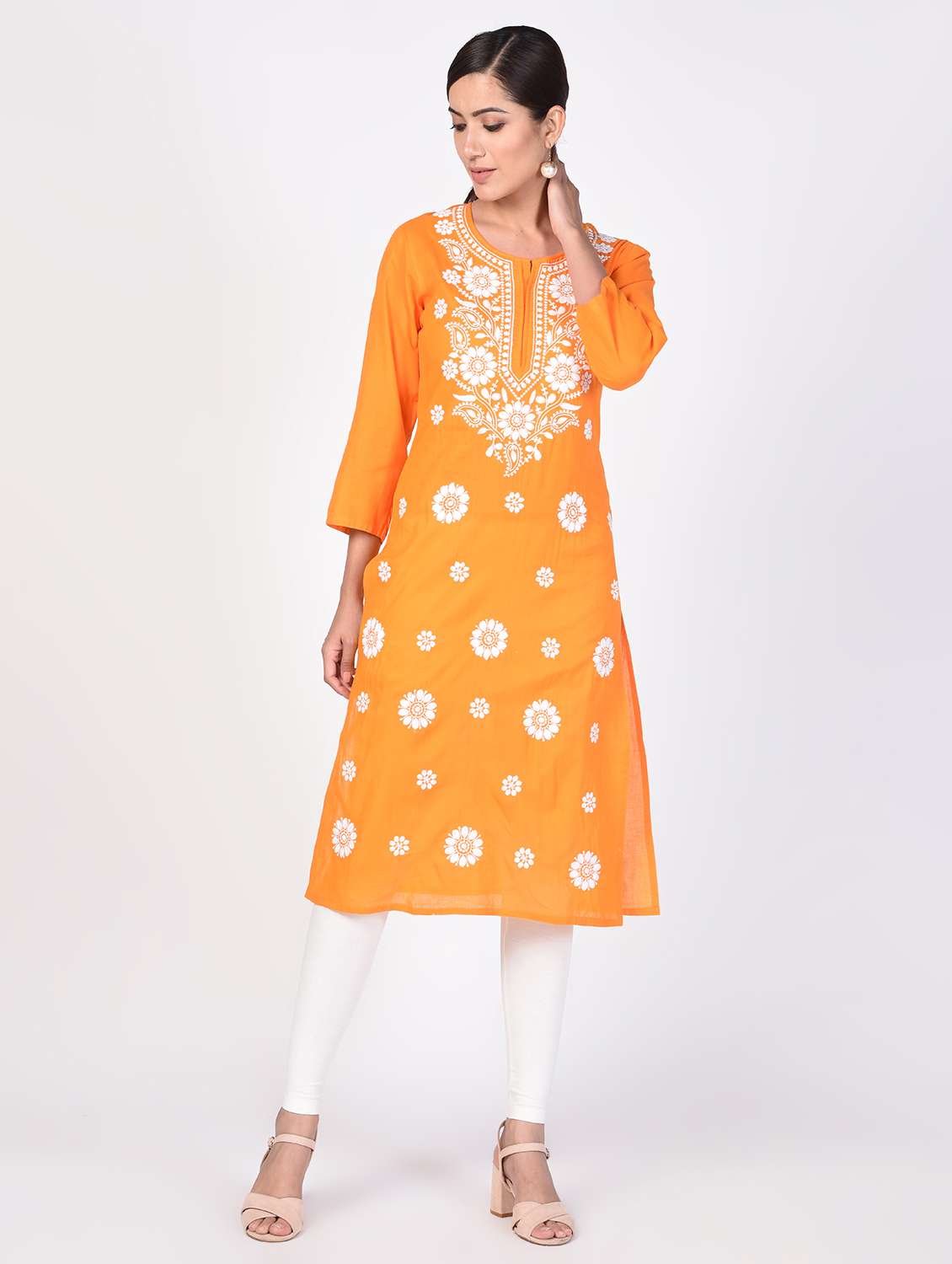 chikankari straight kurta - 16347069 - Zoom Image - 0