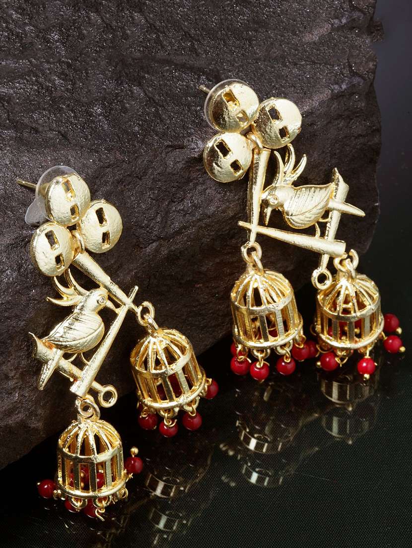 red  jhumka earring