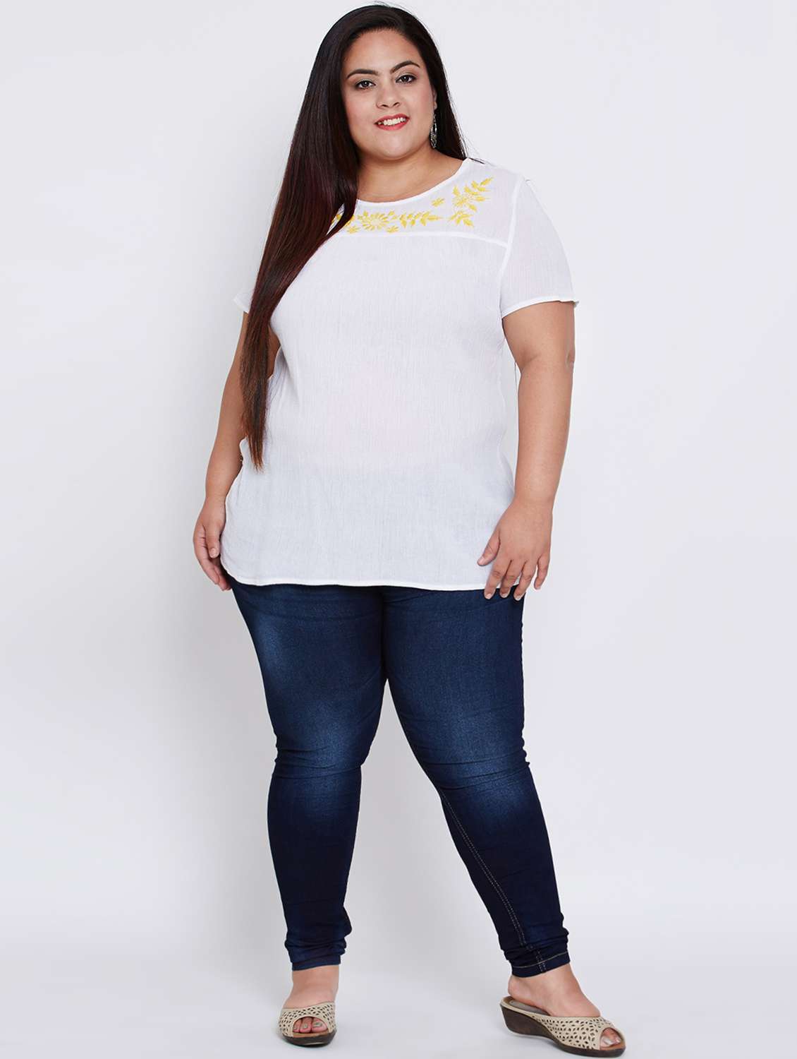 round neck floral plus tunic - 16348949 -  Standard Image - 3