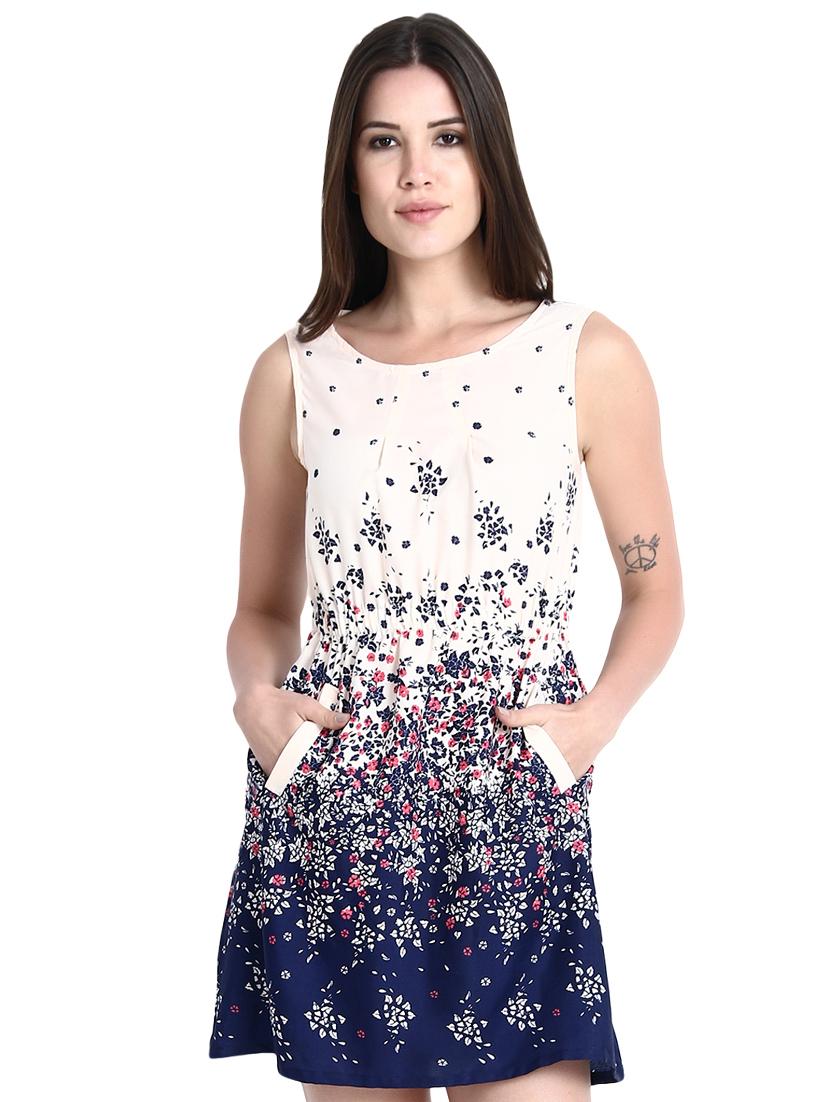 pocket detail floral a-line dress - 16389483 - Zoom Image - 0