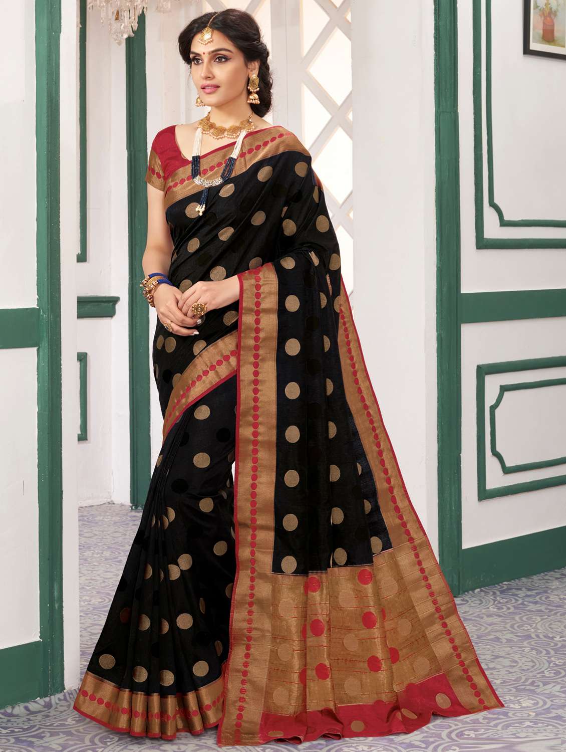 polka dot bordered saree with blouse