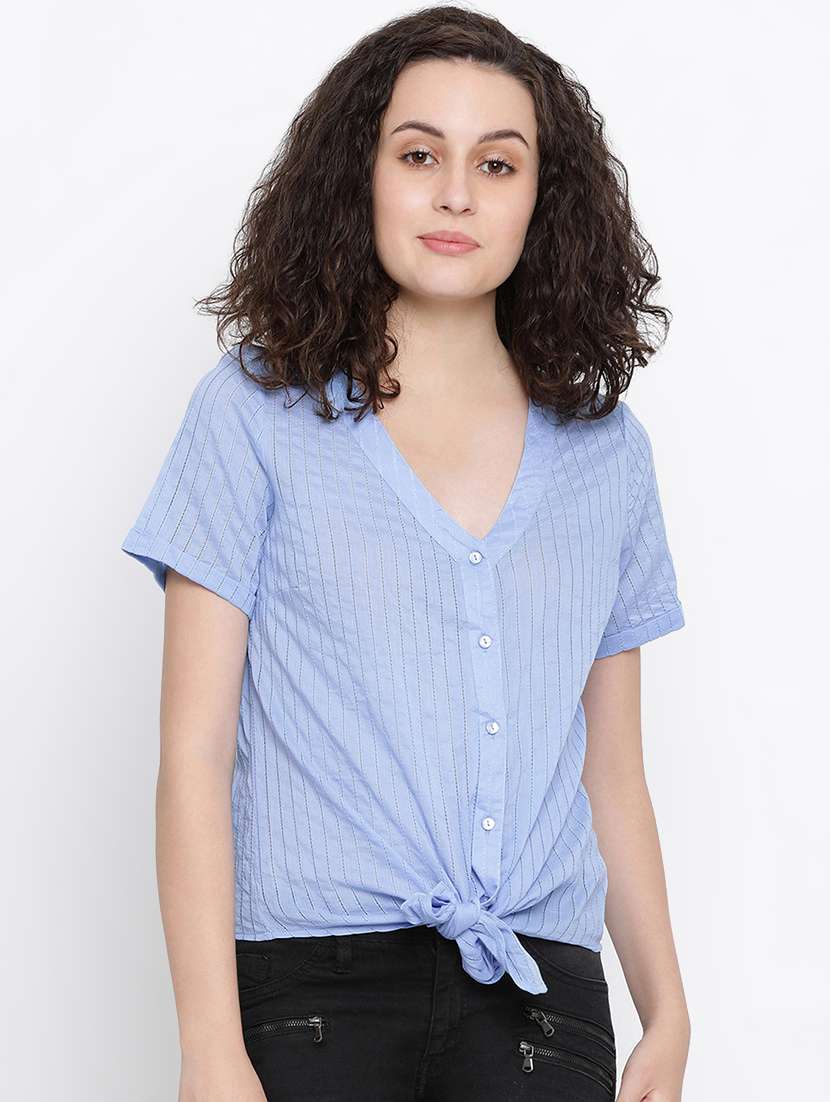 turn up sleeved knotted hem shirt