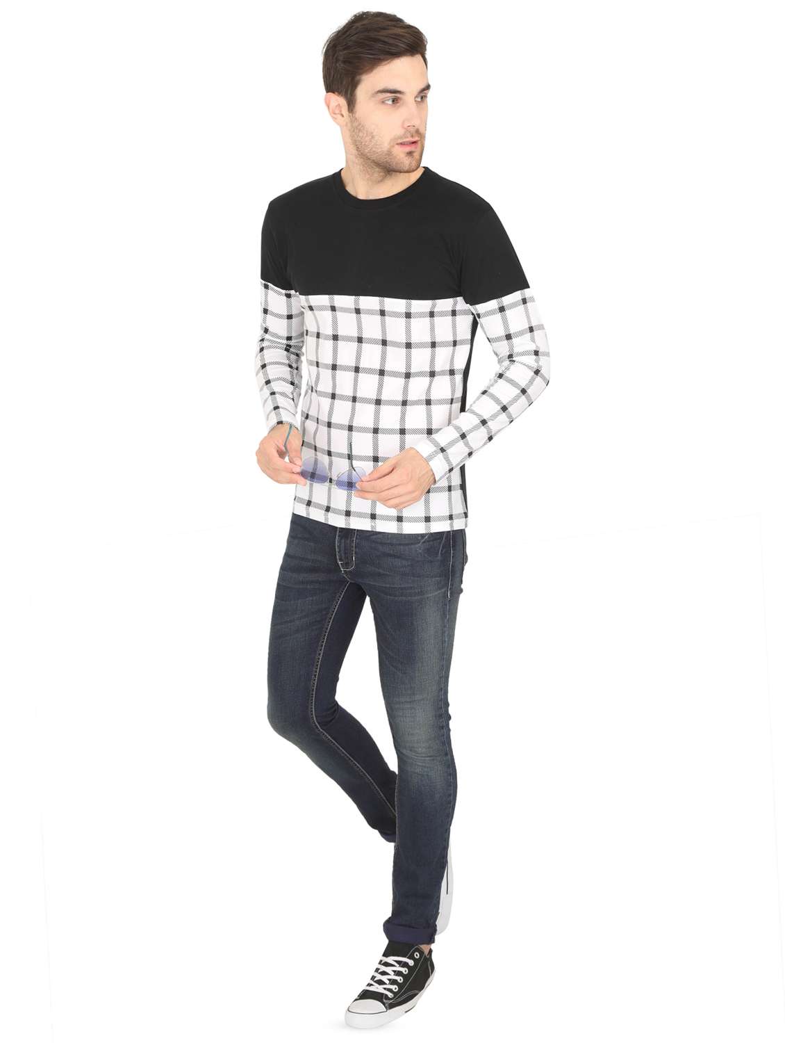 monochrome checkered cut & sew t-shirt - 16421196 -  Standard Image - 3