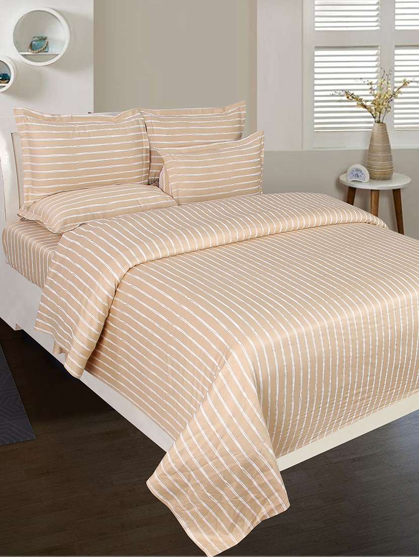 beautiful homes pure cotton 330 tc cherry blossom king size bedsheet with two pillow covers