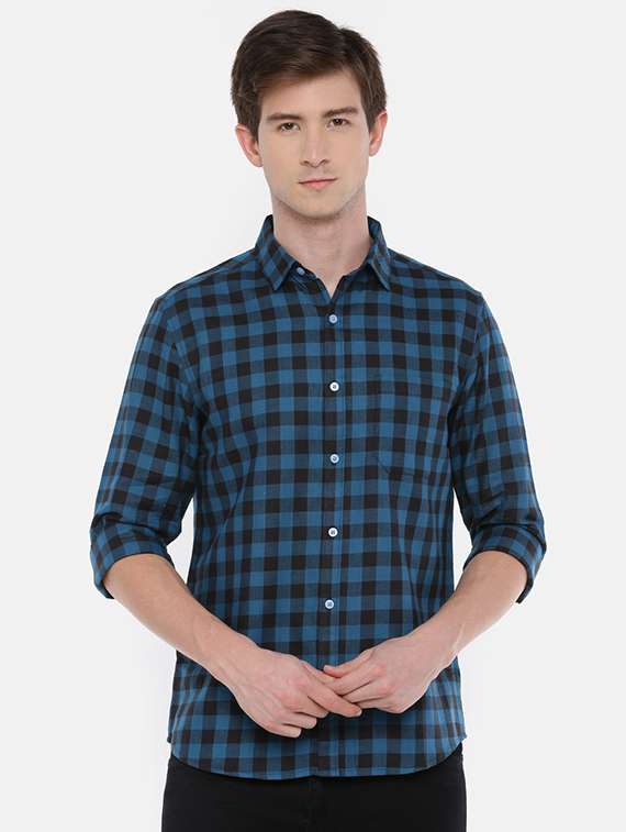 blue checkered casual shirt