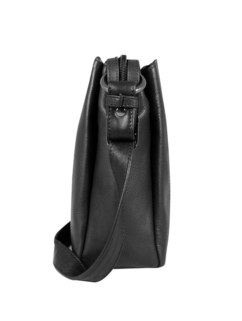 black leather sling bag - 16526429 -  Standard Image - 3