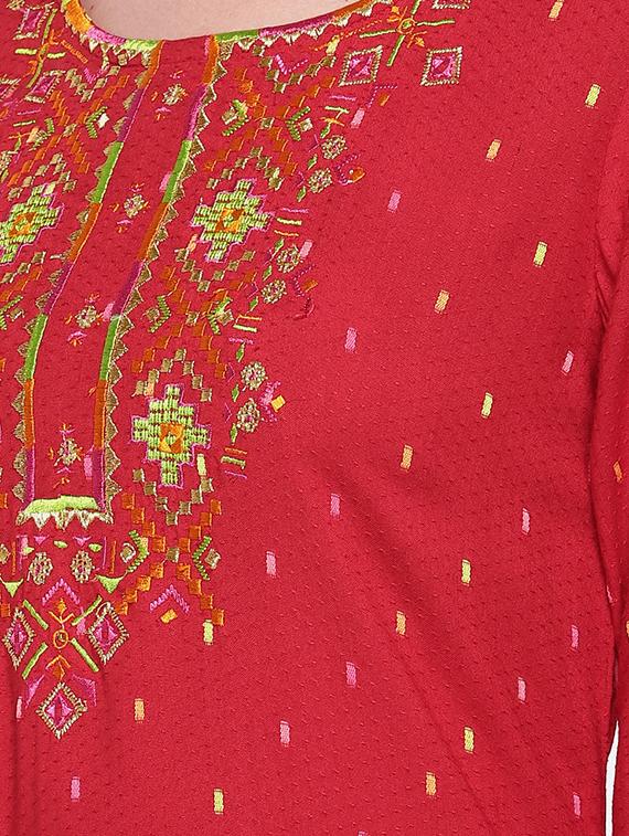 embroidered straight kurta - 16545105 - Standard Image - 3