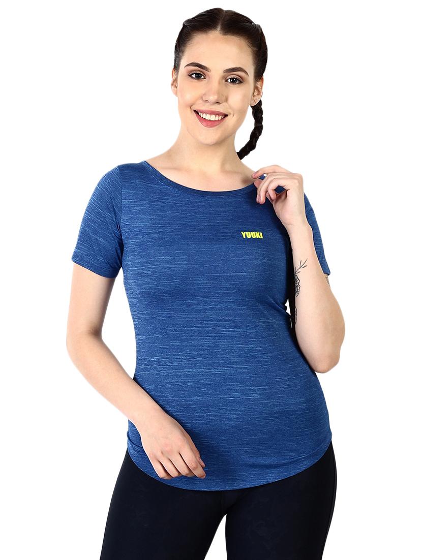 round neck curved hem tee - 16591244 - Zoom Image - 0