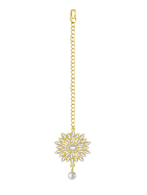 gold metal maang teekas & passa - 16635937 - Standard Image - 0
