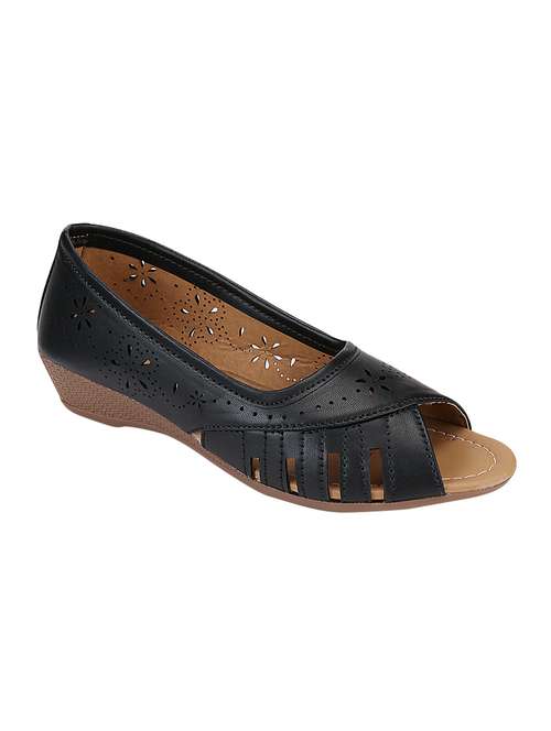 black slip on ballerina